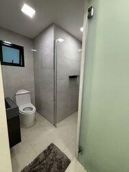 Regal Court (D12), Apartment #557972921